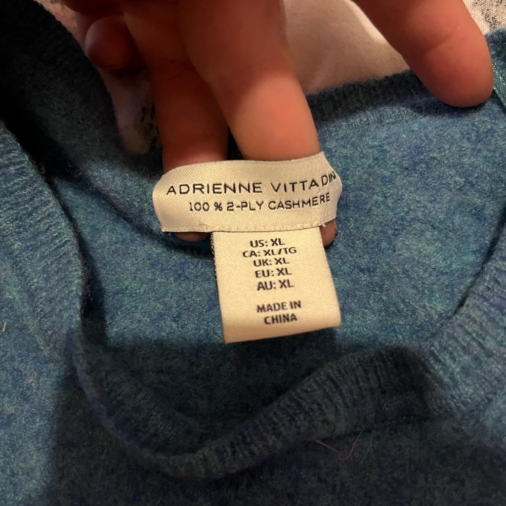 Fits Like an xs in women’s or a l in juniors